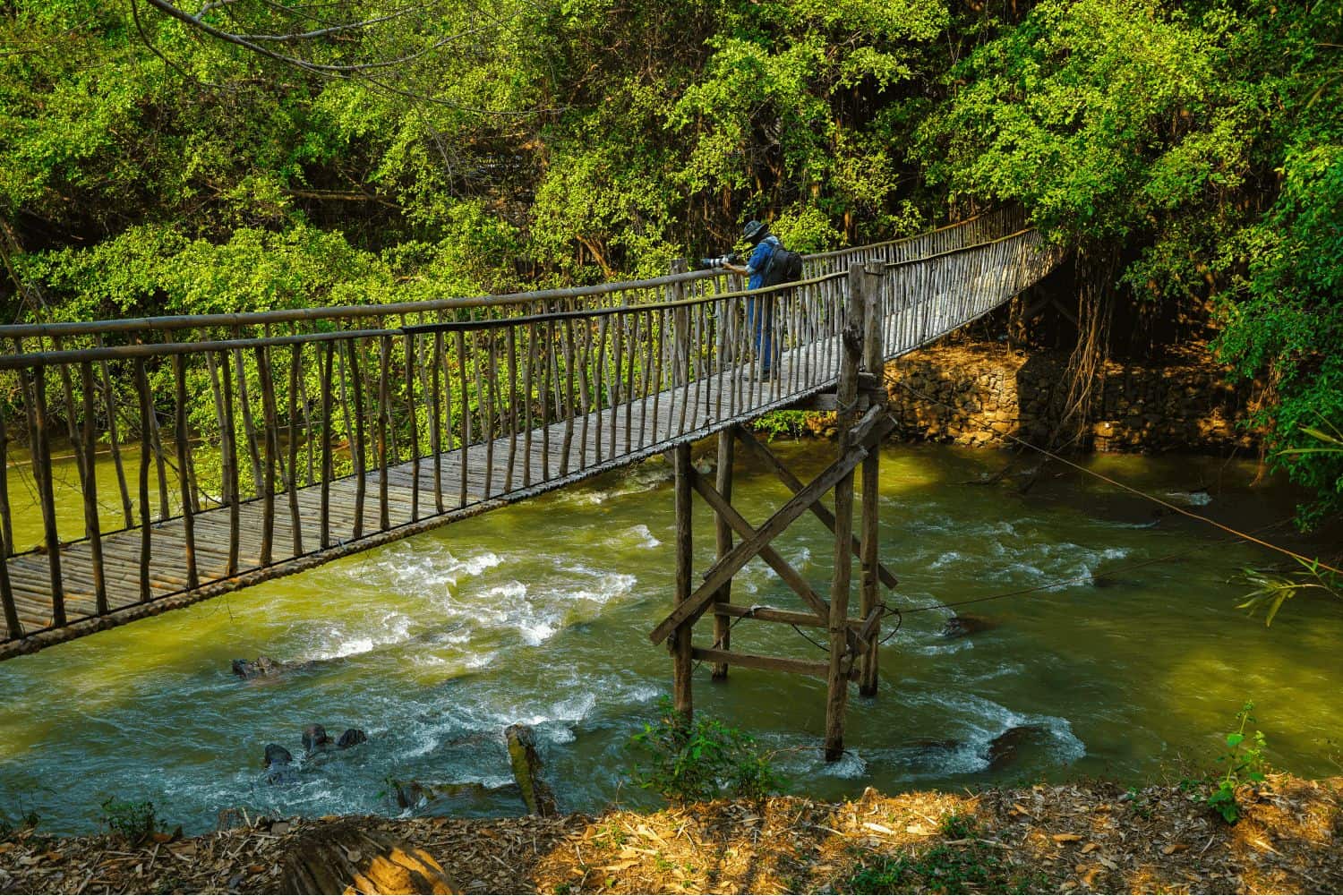 Du lịch Cầu Treo Buôn Đôn