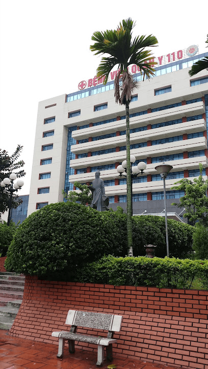 Tượng đài Lê Hữu Trác