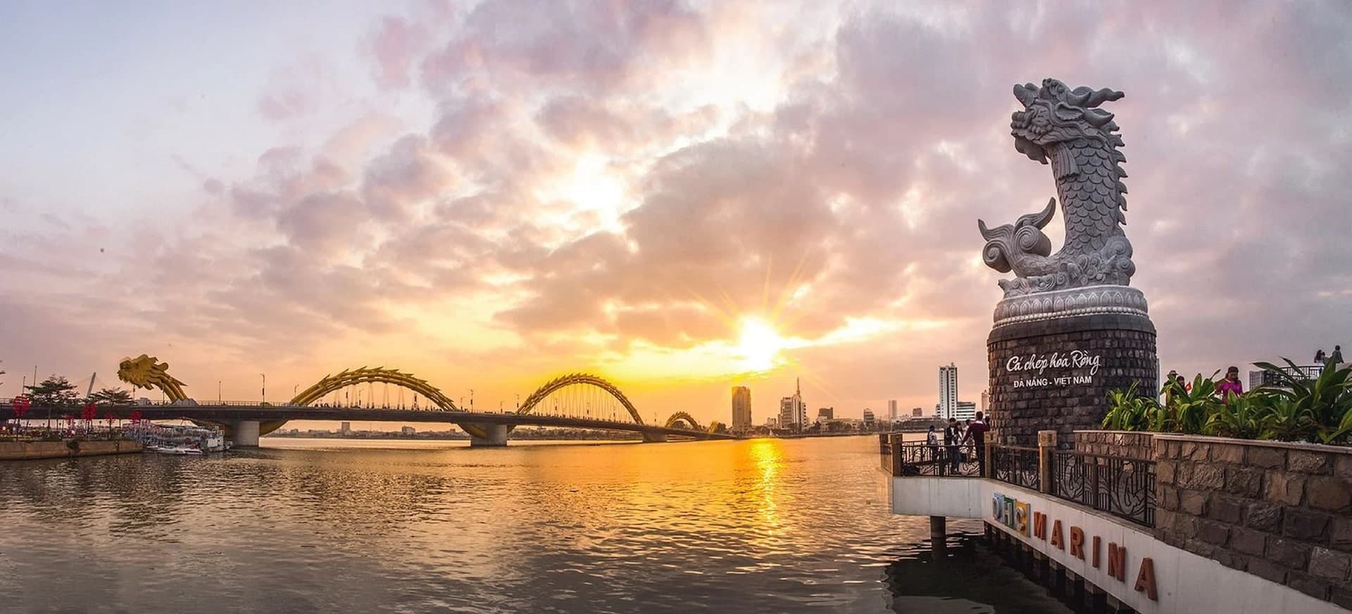 Tượng Cá Chép Hóa Rồng