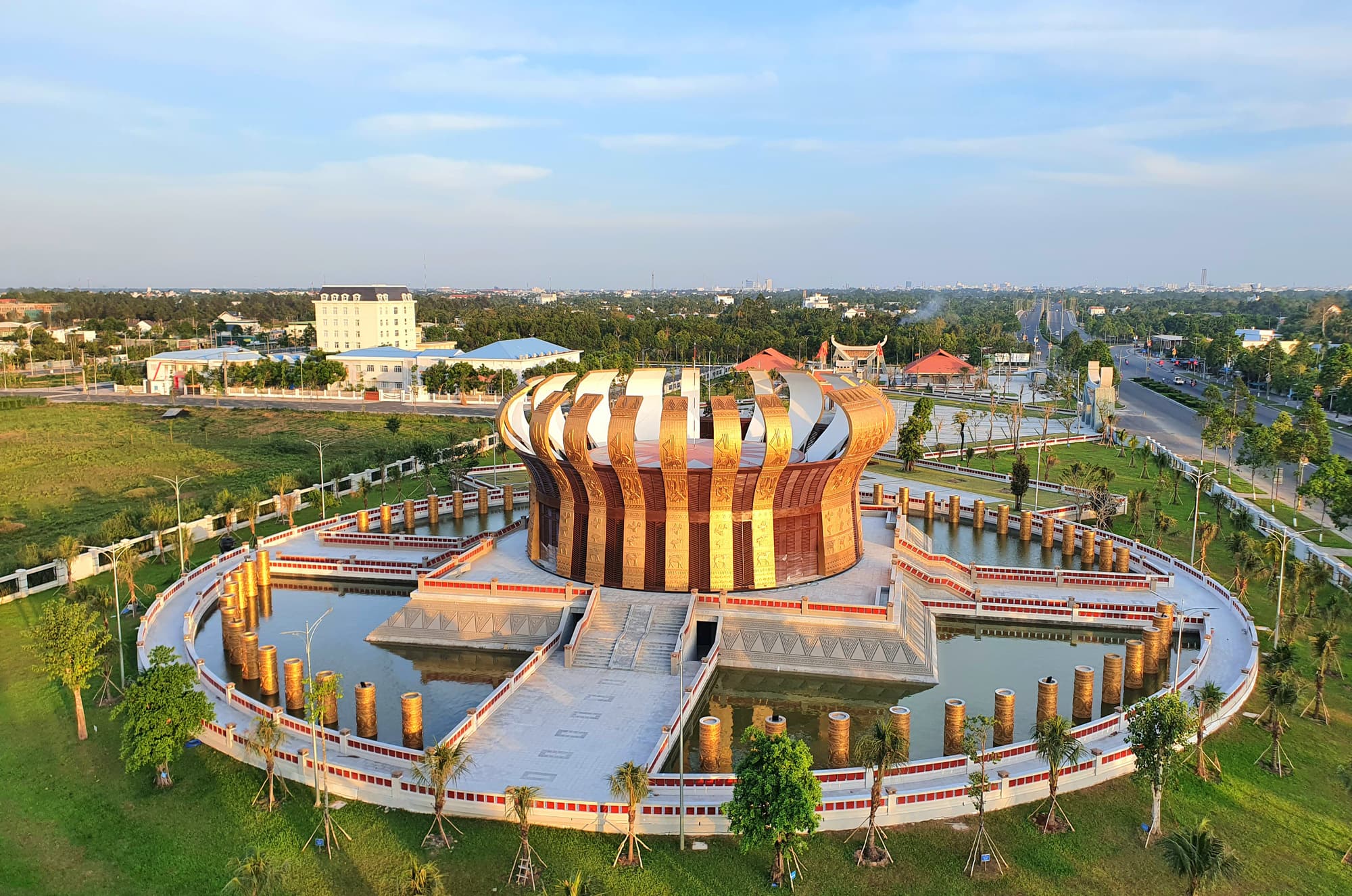 Đền thờ Vua Hùng